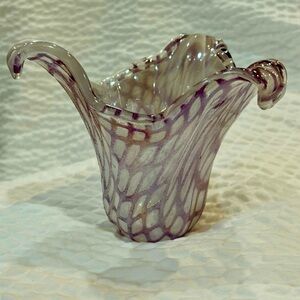 Italian Hand Blown Purple Glass Vase 
Lavorato A Mano Made in Italy